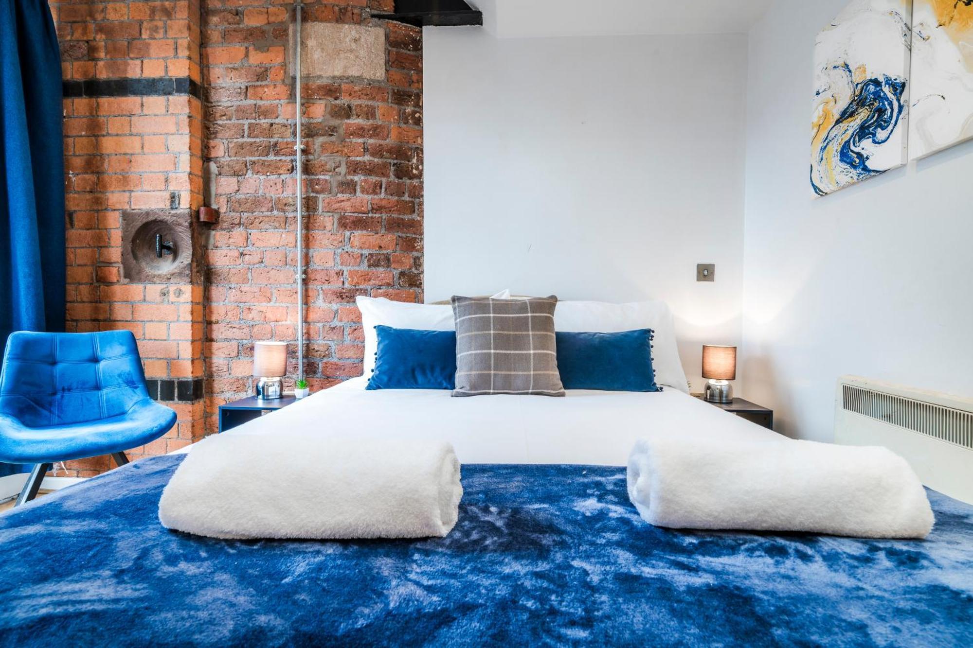 Cavern Quarters, Beautiful Two Bedroom City Centre Apartment By Garudy Serviced Apartments And Short Lets - Perfect For Longer Stays Liverpool Extérieur photo
