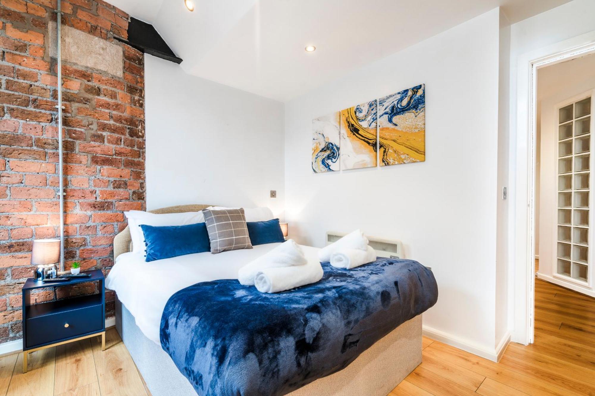 Cavern Quarters, Beautiful Two Bedroom City Centre Apartment By Garudy Serviced Apartments And Short Lets - Perfect For Longer Stays Liverpool Extérieur photo