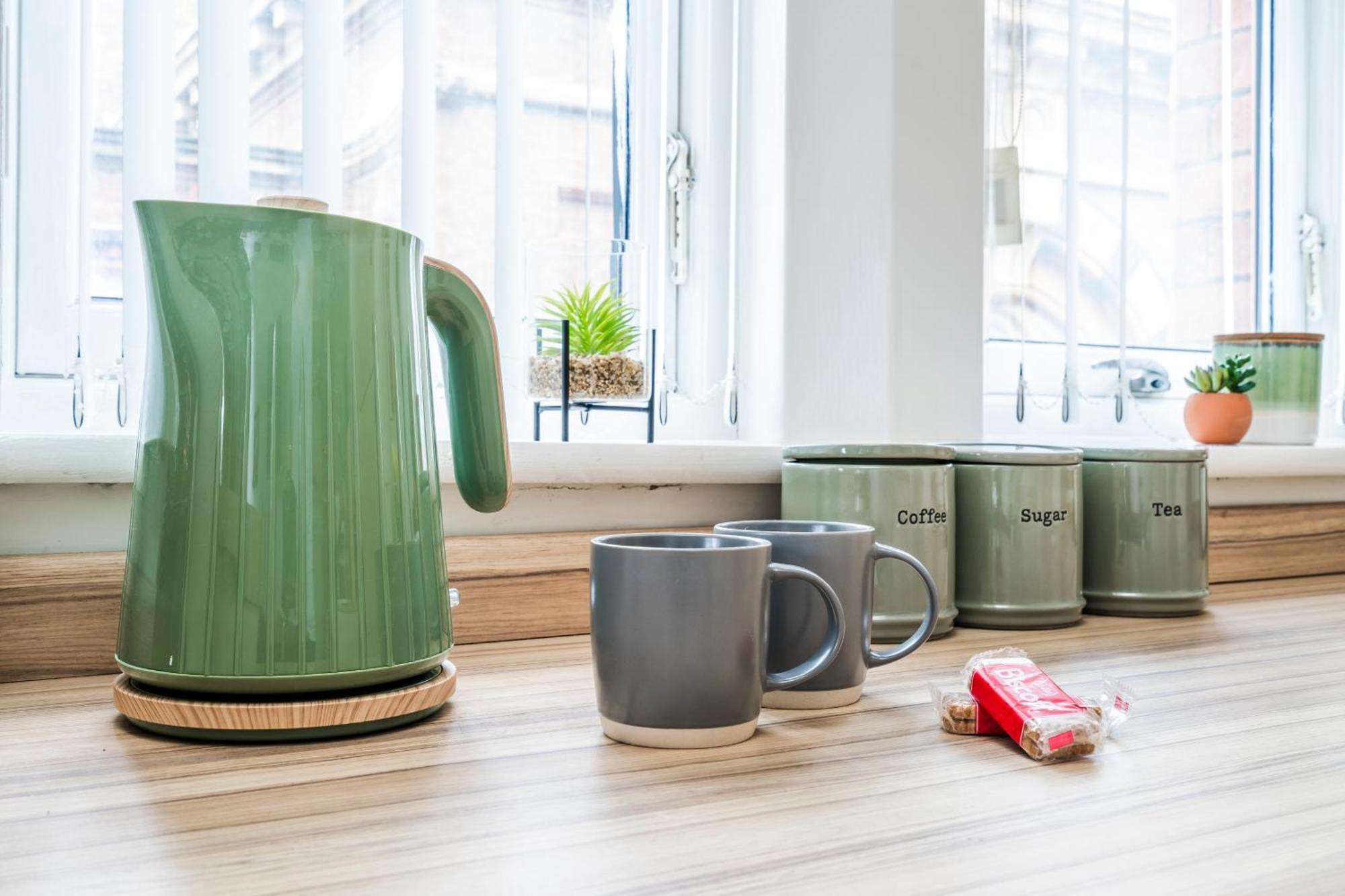 Cavern Quarters, Beautiful Two Bedroom City Centre Apartment By Garudy Serviced Apartments And Short Lets - Perfect For Longer Stays Liverpool Extérieur photo