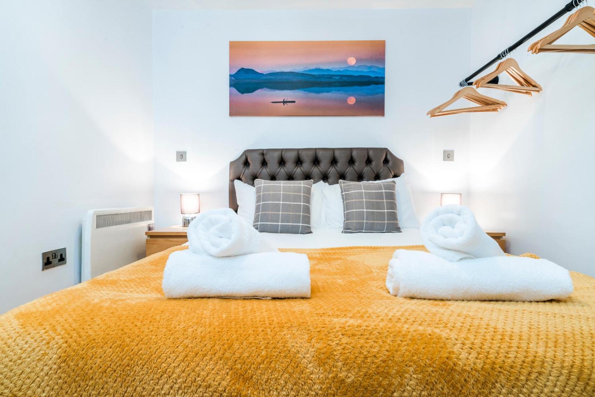 Cavern Quarters, Beautiful Two Bedroom City Centre Apartment By Garudy Serviced Apartments And Short Lets - Perfect For Longer Stays Liverpool Extérieur photo