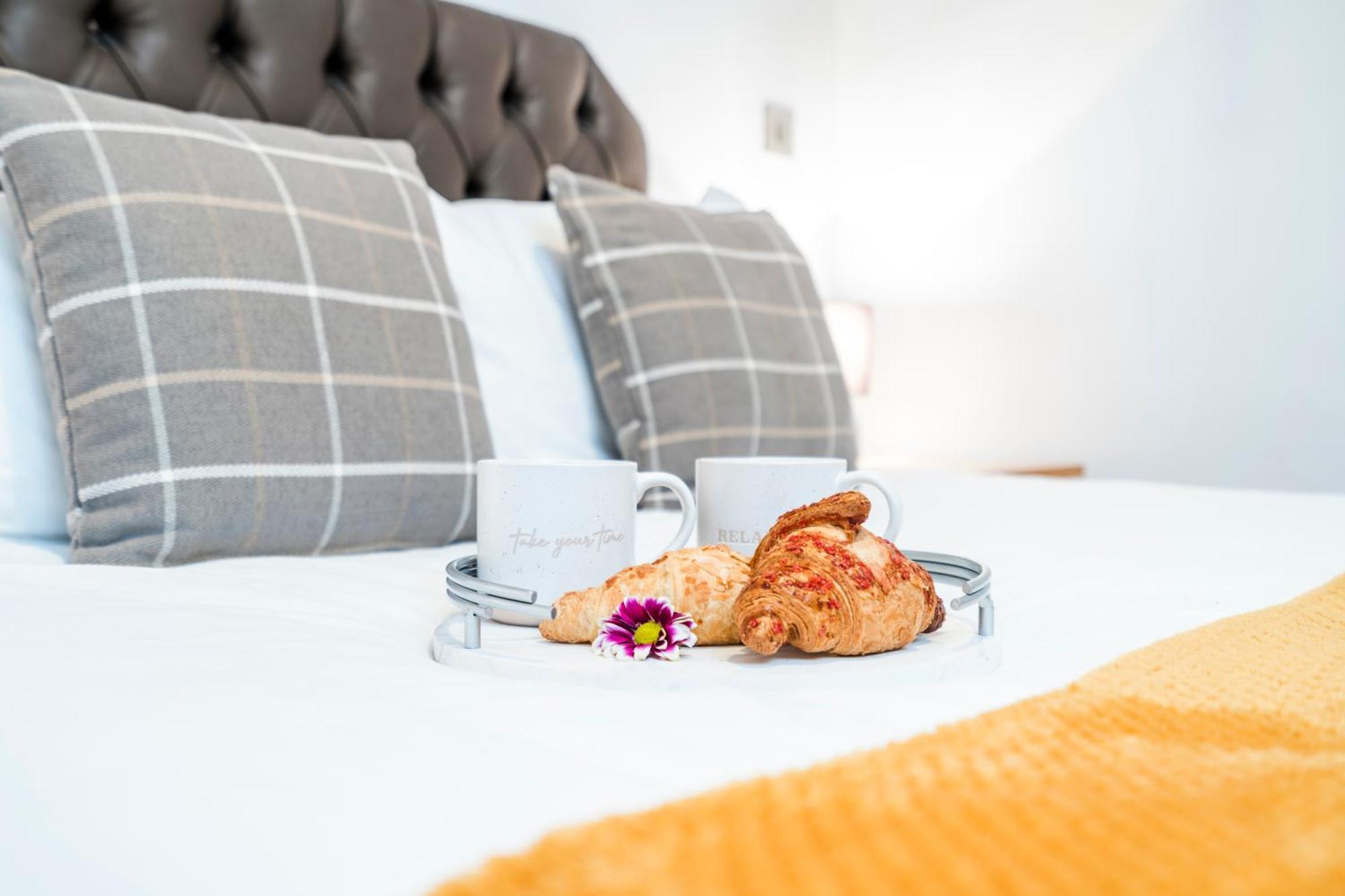 Cavern Quarters, Beautiful Two Bedroom City Centre Apartment By Garudy Serviced Apartments And Short Lets - Perfect For Longer Stays Liverpool Extérieur photo